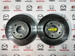 ����� ��������� �������� Mazda 3 BM(BN) 2013-2019 B45G33251A ����