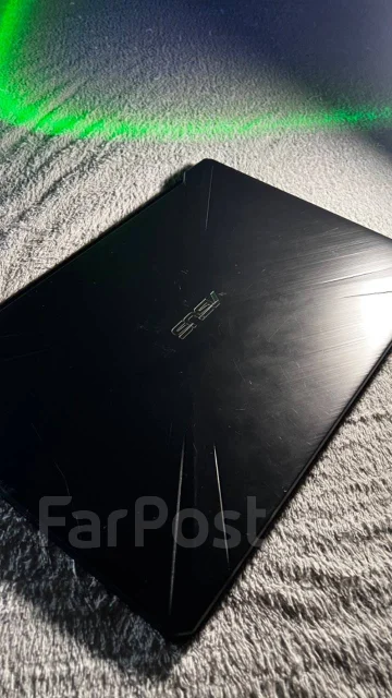 Asus TUF Gaming FX705DT. 17.3", 2,1����, ��� 8 ��, ���� 512���, WiFi: 1, Bluetooth: 1, ����������� �� 5��. ����