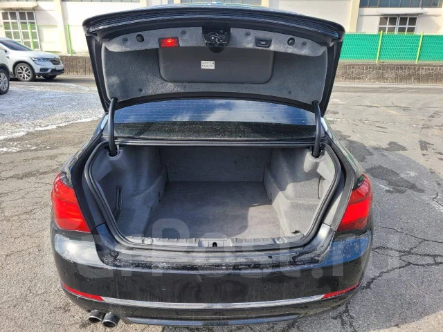 BMW 7-Series ����
