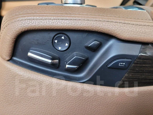 BMW 7-Series ����