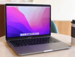 Apple MacBook Pro 13. 13", 1,4����, ��� 8 ��, ���� 256���, WiFi: 1, Bluetooth: 1 ����