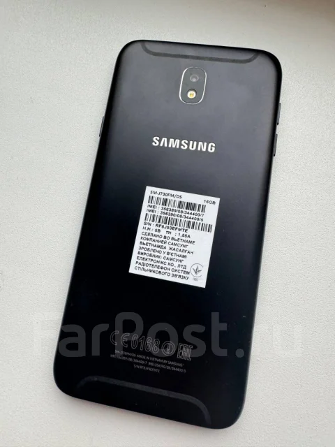 Samsung Galaxy J7. �/�, 16 ��, ������, 4G LTE, Dual-SIM, NFC, ���������� ����