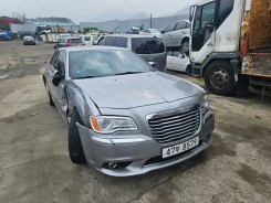 Chrysler 300C ����