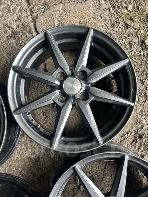 Treasure One Humanline. 5.5x15", 4x100, ET50 ����
