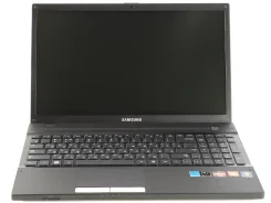 Samsung 305V5A. 15.6", 1,6����, ��� 8 ��, ���� 250���, WiFi: 1, Bluetooth: 1 ����