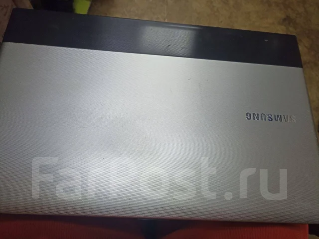 Samsung 300E7A. ��� 6 �� ����