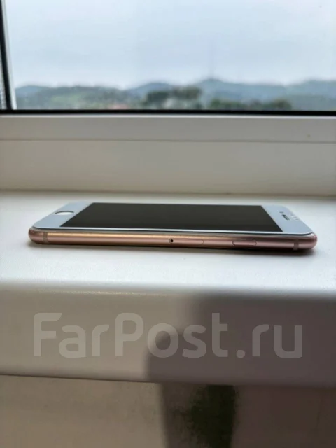 Apple iPhone 8. �/�, 64 ��, �������, 4G LTE ����