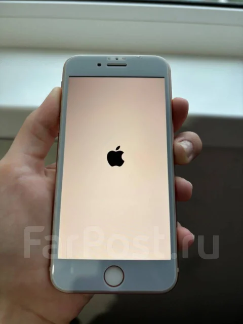 Apple iPhone 8. �/�, 64 ��, �������, 4G LTE ����