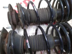 ������, Toyota, Ist, NCP65, �48510-59575, ����. F, (�������� 2 ��, � ����� RS) Toyota Ist, �������� 4851059575 ����