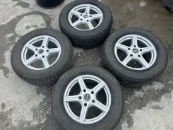 Urban Racing. 8.5x18", 5x150, ET50. ��� ����� �� ������������ ����