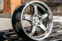 Advan T5. 8.0x18", 5x114.3, ET38, �� 73,1���. ����