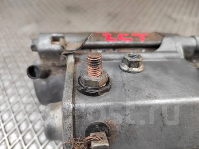 ������� Toyota Camry CV30 2CT 28100-64120 ����