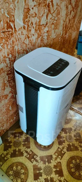 Zanussi. 20��&sup2; ����