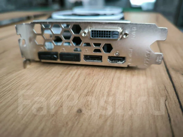 Radeon RX 570 ����
