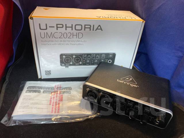 Внешняя звуковая карта Behringer U-Phoria UMC202HD БарахолкаДВ, б/у, в ...