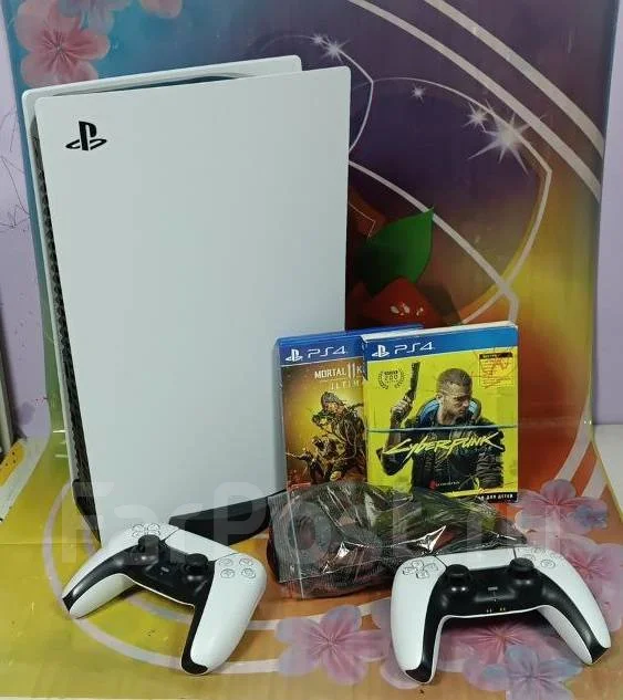Sony Playstation 5 cfl-1200a + 2 диска, б/у, в наличии. Цена: 47 