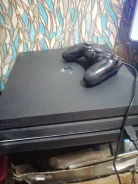 Sony PlayStation 4 Pro ����