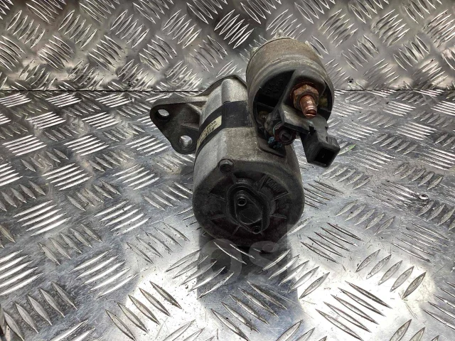 ������� Volkswagen Golf 2004 020911023S 020911023S ����