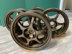Black Racing. 7.5x17", 5x114.3, ET29, �� 73���. ����