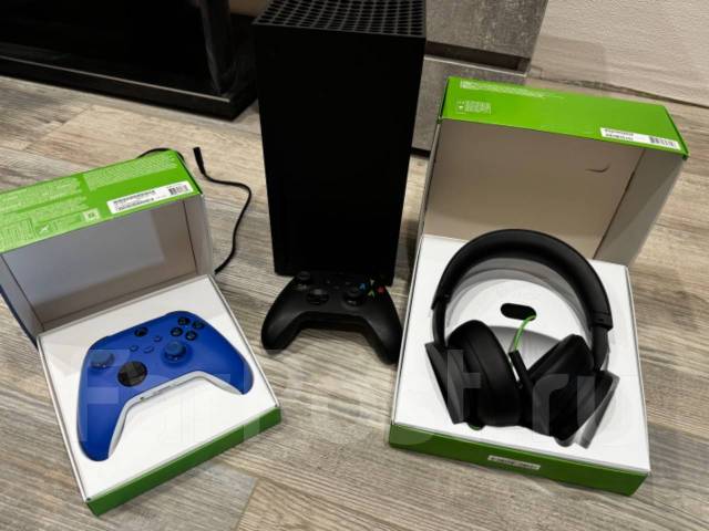 Xbox Series X, 2 геймпада, гарнитура, наушники + подписка, б/у, в ...