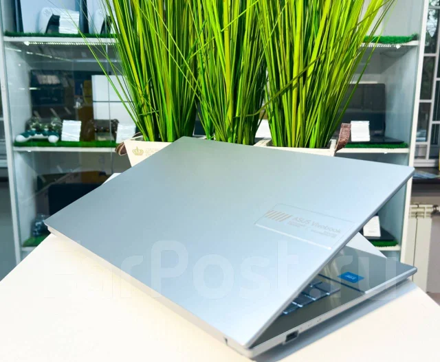 Asus VivoBook Go 15 ����
