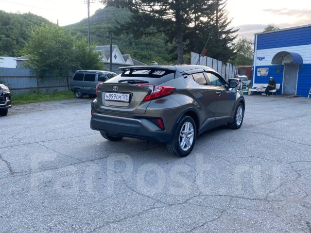 Toyota C-HR. �������, 4wd, 1.2 (116��.�.), ������, 21����. �� ����