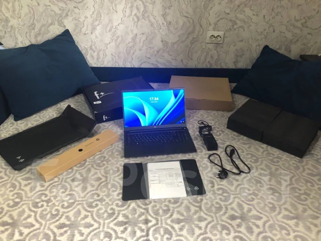 F+ Flaptop I. 15.6", ��� 256 �� � ������, WiFi: 1, Bluetooth: 1 ����