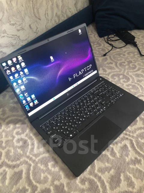 F+ Flaptop I. 15.6", ��� 256 �� � ������, WiFi: 1, Bluetooth: 1 ����
