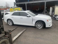 Chrysler 300C ����