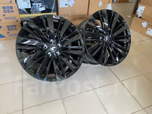 LiXiang. 9.0x20", 5x120, ET40, �� 62,5���. ����