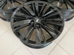LiXiang. 9.0x20", 5x120, ET40, �� 62,5���. ����