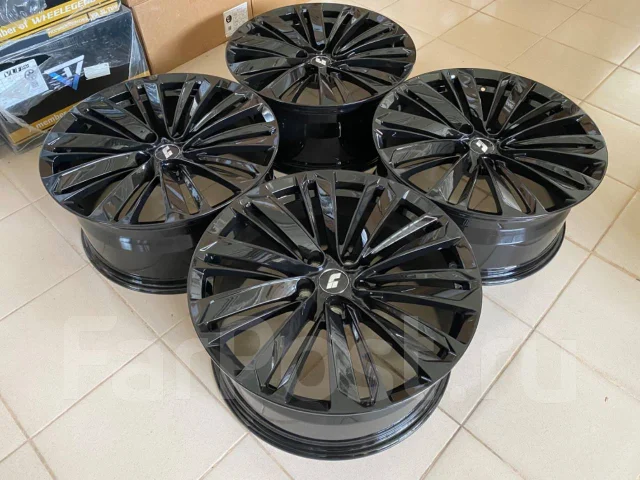 LiXiang. 9.0x20", 5x120, ET40, �� 62,5���. ����