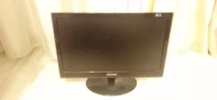 Samsung. 22", ���������� �� (LCD, LED, QLED) ����