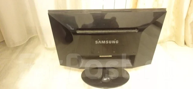 Samsung. 22", ���������� �� (LCD, LED, QLED) ����