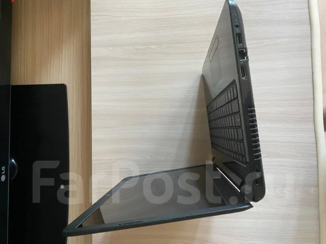HP. 15.6", 2,6����, ��� 2048 ��, ���� 500���, WiFi: 1, Bluetooth: 1, ����������� �� 2��. ����