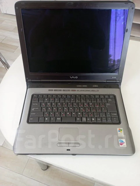 Sony VAIO. 15.3", 1,7����, ��� 1024 ��, ���� 37���, WiFi: 1 ����