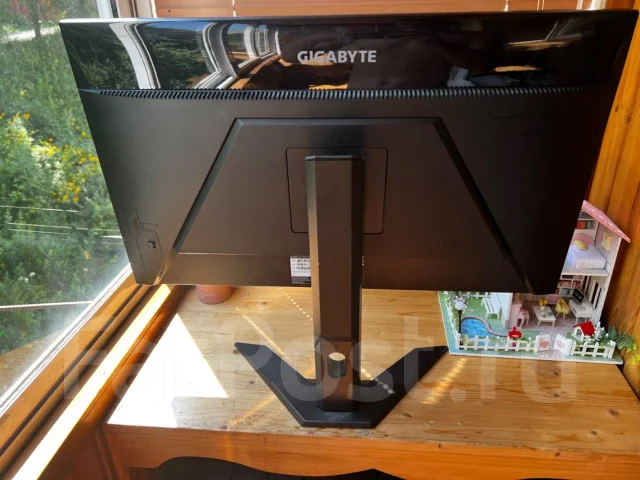 Gigabyte. 27", ���������� �� (LCD, LED, QLED) ����