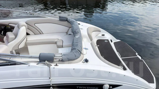 Yamaha. 2010 ���, ����� 7,2��., ��������� ������������, 360��.�., ������ ����