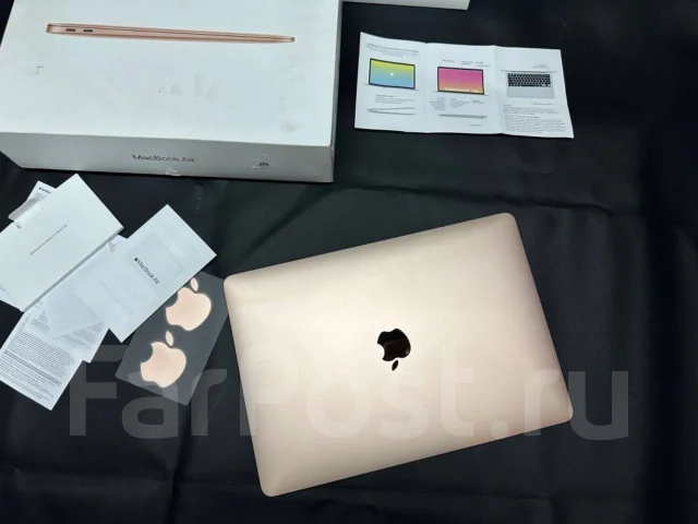 Apple MacBook Air. 13.3", ��� 8 ��, ���� 256���, WiFi: 1, Bluetooth: 1 ����