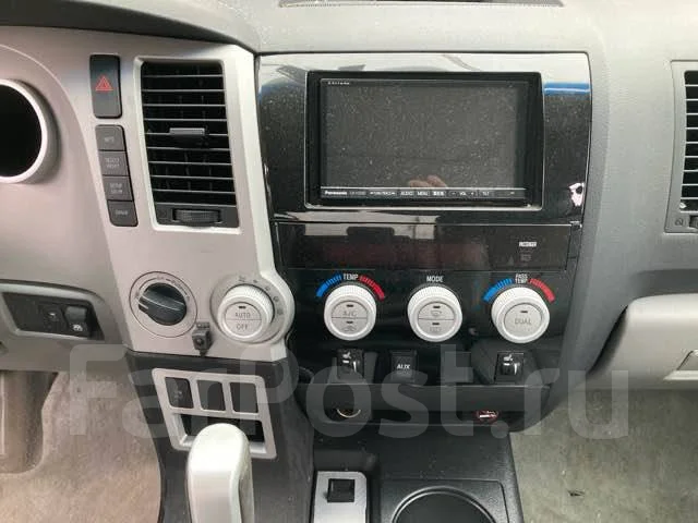Toyota Tundra. 3UR ����