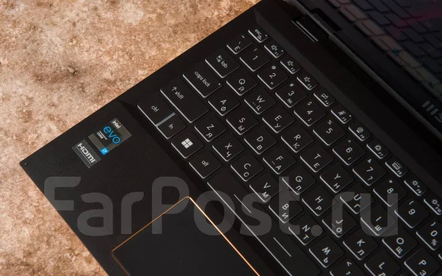 MSI Summit E13 Flip Evo. 13.4", 1,7����, ��� 16 ��, ���� 512���, WiFi: 1, Bluetooth: 1, ����������� �� 9��. ����