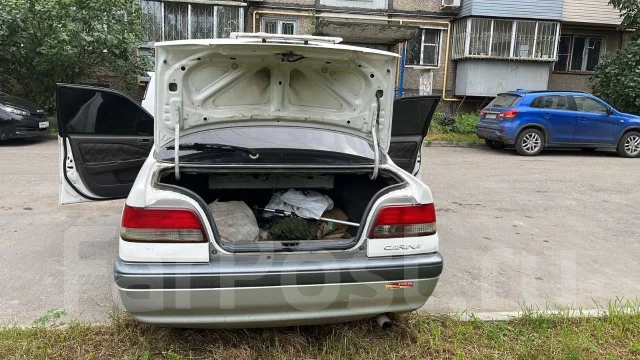 Toyota Carina. �������, ��������, 1.8 (115��.�.), ������, 273 340����. �� ����