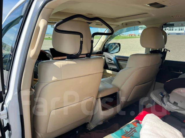 Lexus LX570. �������, 4wd, 5.7 (277��.�.), ������, 70 000����. ��, �/� ����