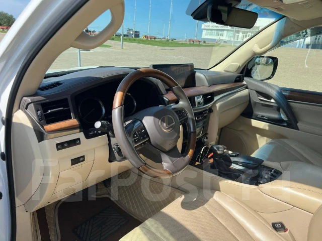 Lexus LX570. �������, 4wd, 5.7 (277��.�.), ������, 70 000����. ��, �/� ����