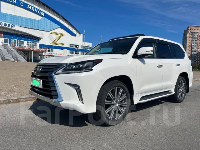 Lexus LX570. �������, 4wd, 5.7 (277��.�.), ������, 70 000����. ��, �/� ����