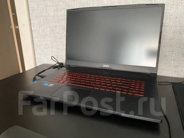 MSI Katana GF76 12UC. 17.3", 2,5����, ��� 16 ��, ���� 500���, WiFi: 1, Bluetooth: 1 ����