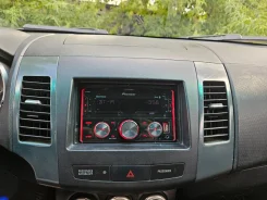 Pioneer MVH-S620BT ����