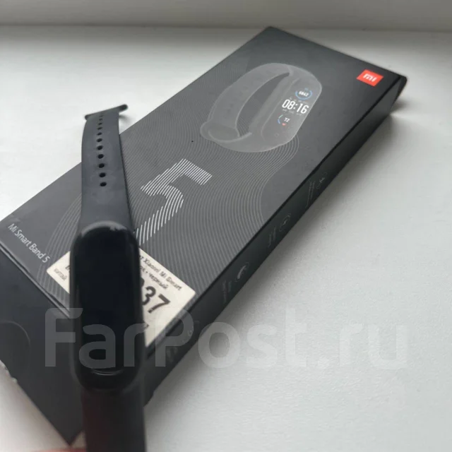 Xiaomi Mi Band 5 ����