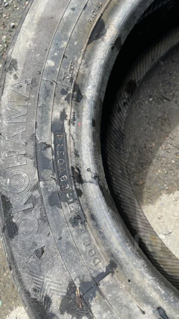 Yokohama BluEarth E75. ������, 2014 ���, �/�, ����� 40 % ����
