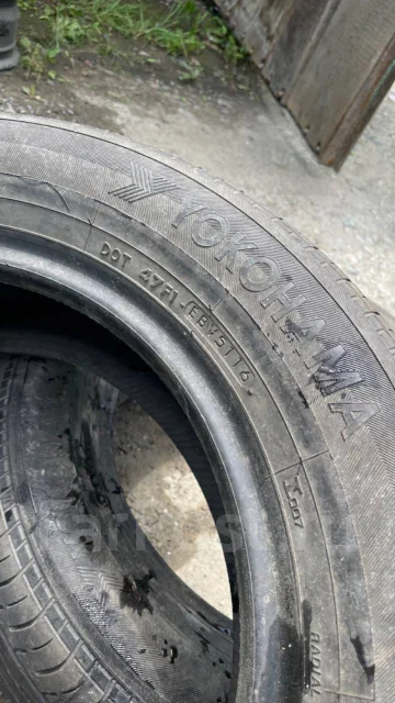 Yokohama BluEarth E75. ������, 2014 ���, �/�, ����� 40 % ����